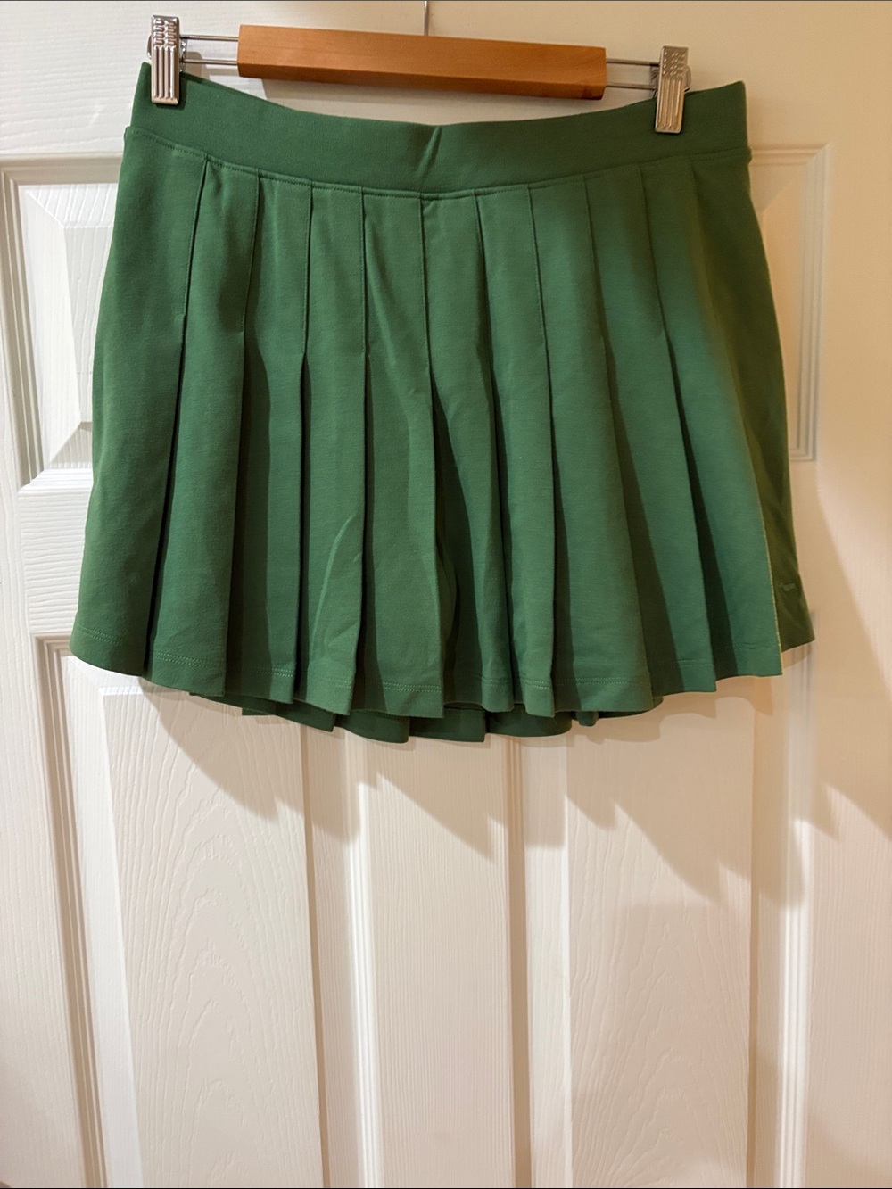PINK Victoria’s Secret Green Pleated Women's Skirt - Classic Tennis Style